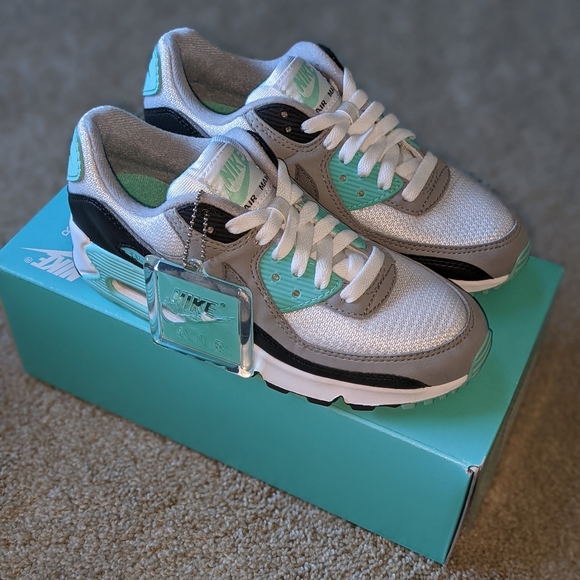 W Nike Air Max 90 Turquoise 2020 Women’s 6.5 - Picture 1 of 8
